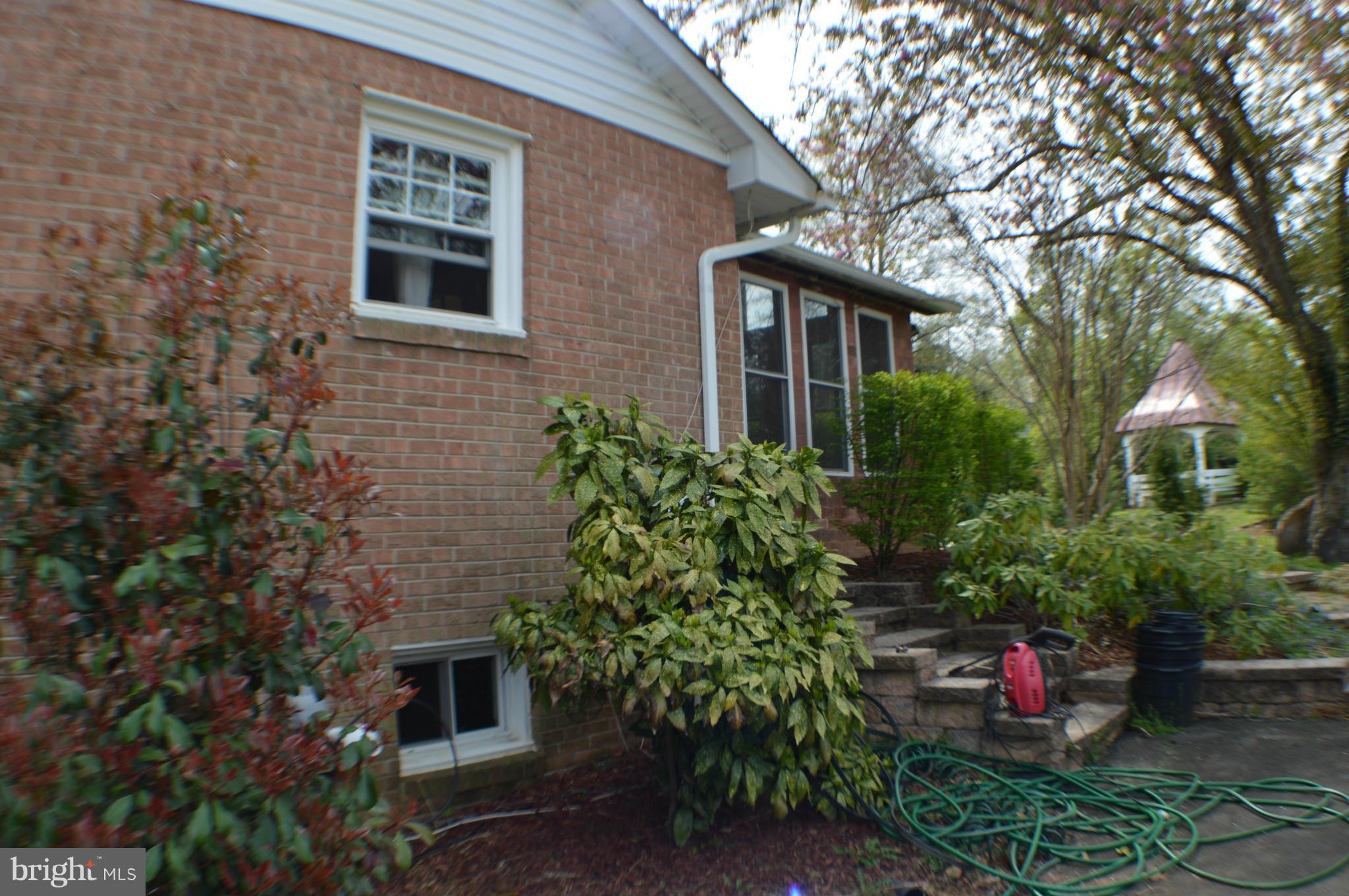 11021 Braddock Road Fairfax, VA 22030 - Photo 6 of 17 Exterior (General)