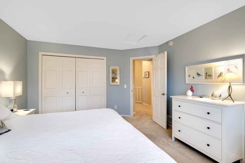7418 Cahill Road Edina, MN 55439 - Photo 20 of 33