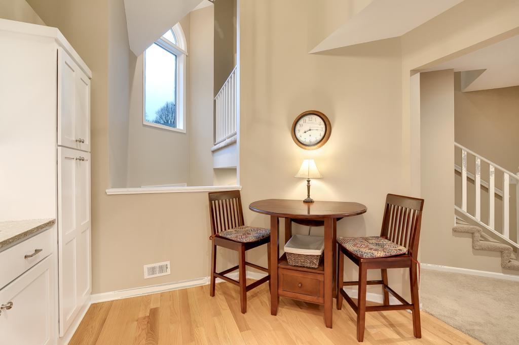 7418 Cahill Road Edina, MN 55439 - Photo 10 of 33
