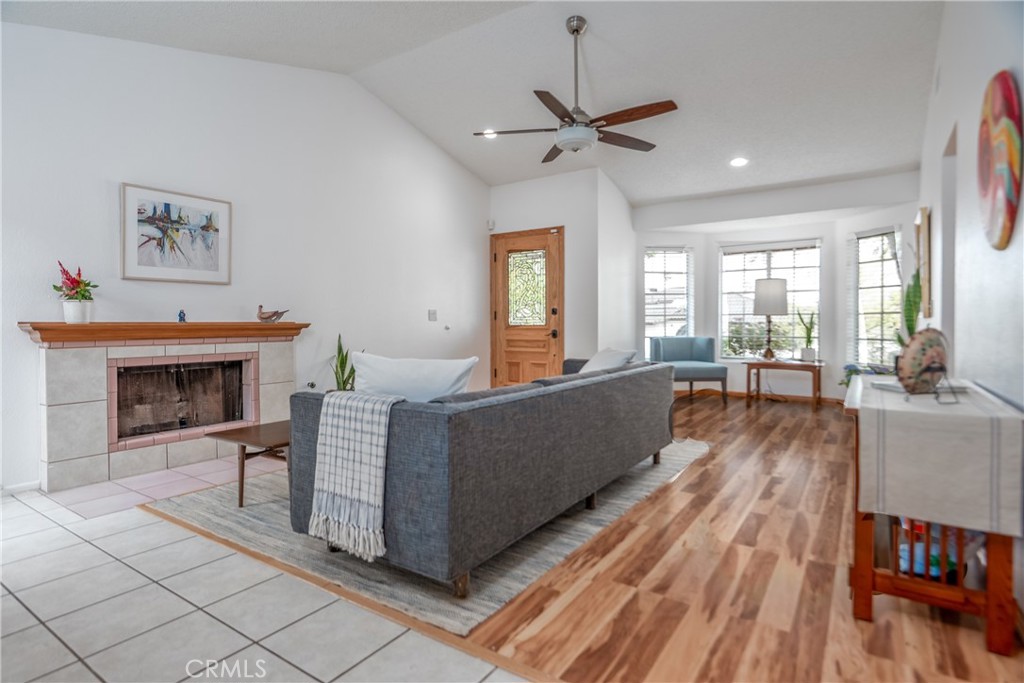 11357 Gramercy Place Riverside, CA 92505 - Photo 4 of 65