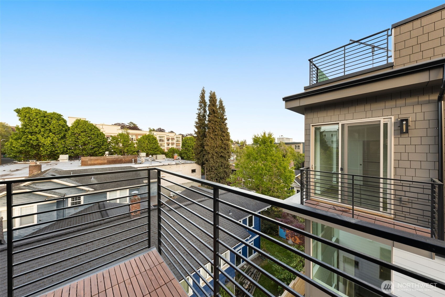 1203 North Allen Place Seattle, WA 98103 - Photo 12 of 25