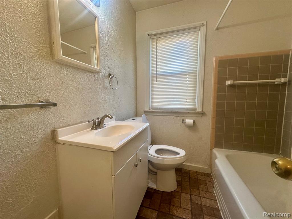 15059 Evergreen Road Detroit, MI 48223 - Photo 5 of 9