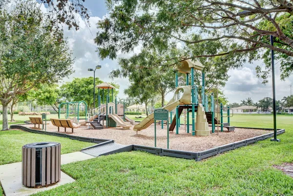 $996,000 | 11607 Windsor Bay Place, Wellington, FL 33449
