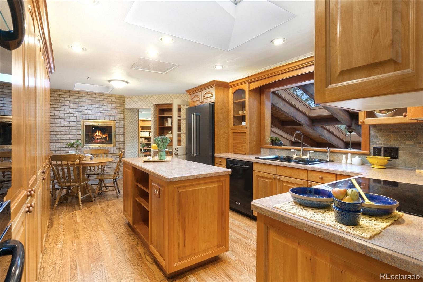 805 Valley View Road Fort Collins, CO 80524 - Photo 7 of 40 Gallery Image 7