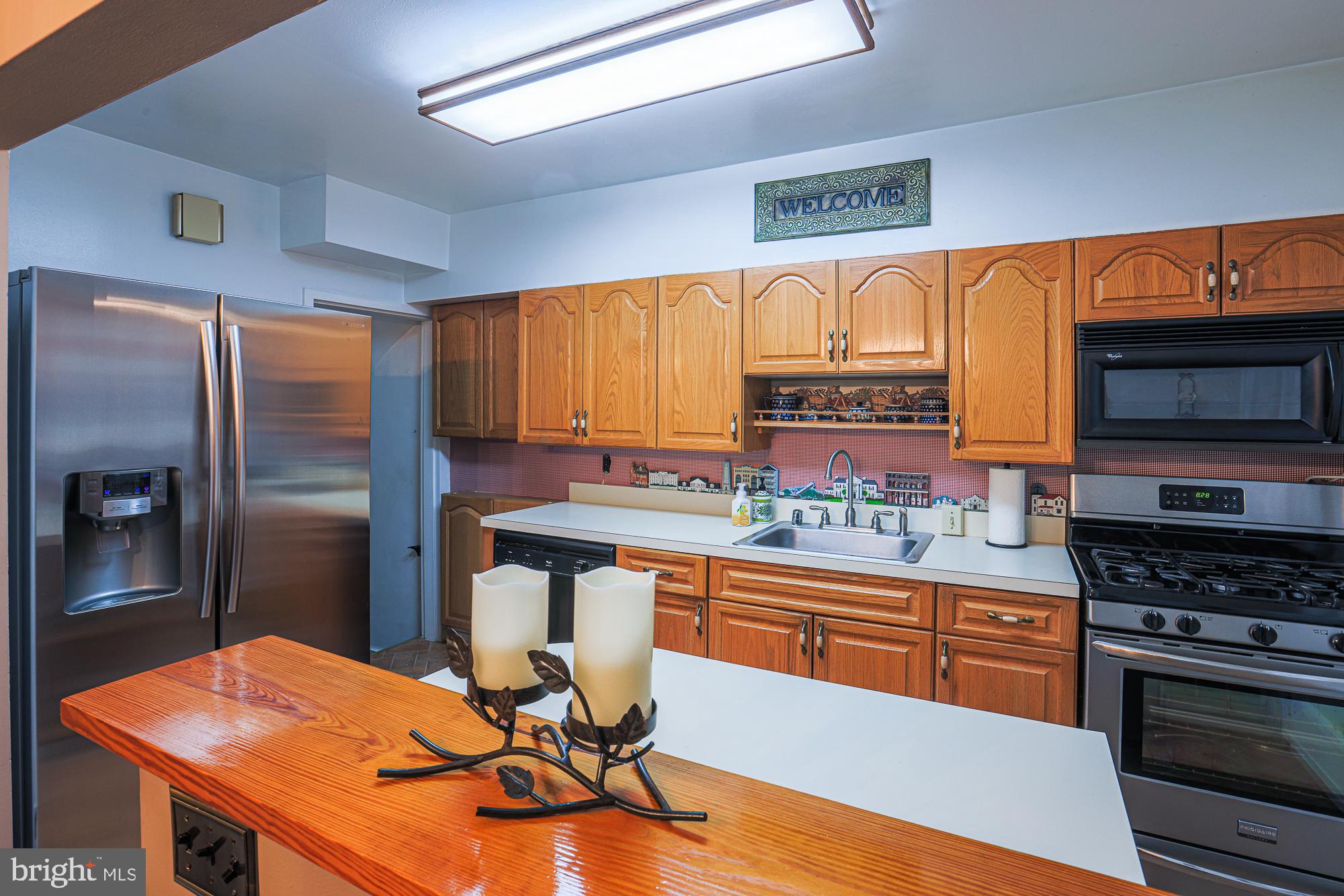 8060 Kimberly Road Dundalk, MD 21222 - Photo 15 of 28 Kitchen