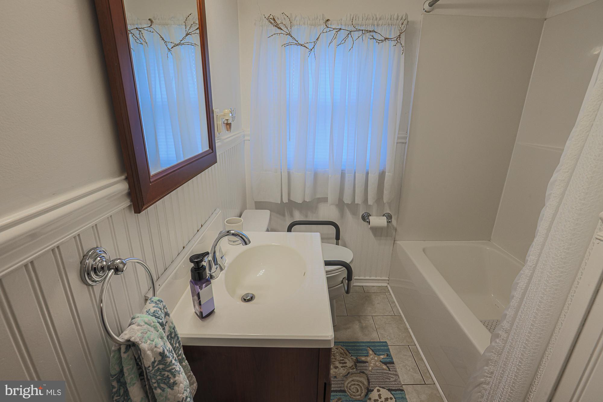 8060 Kimberly Road Dundalk, MD 21222 - Photo 21 of 28 Full Bath-Upper Level