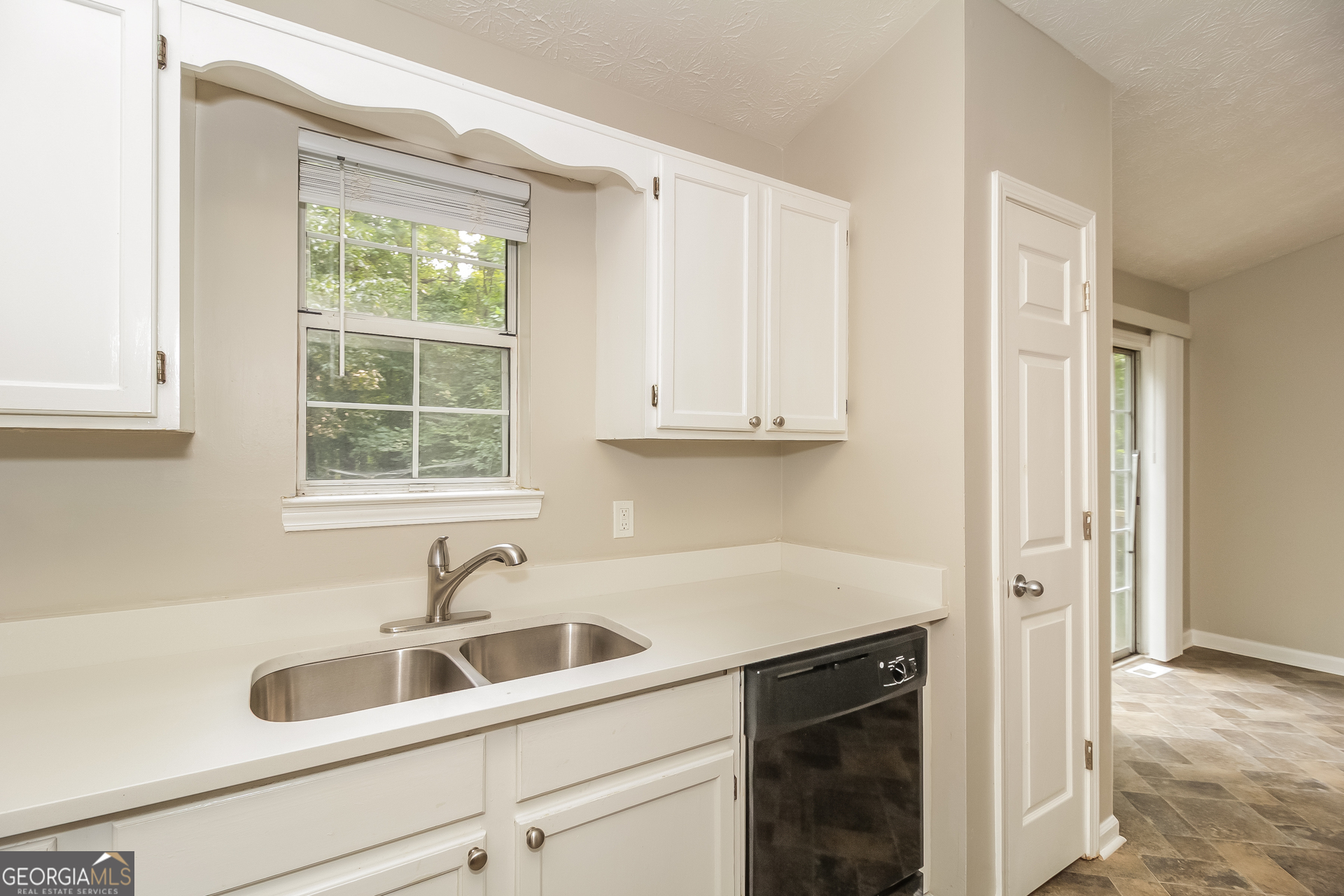 124 Emerald Pines Drive Dallas, GA 30157 - Photo 7 of 17