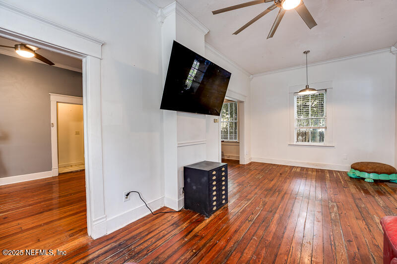 3675 Valencia Road Jacksonville, FL 32205 - Photo 14 of 41 20250507 3675 Valencia Rd014SMALL