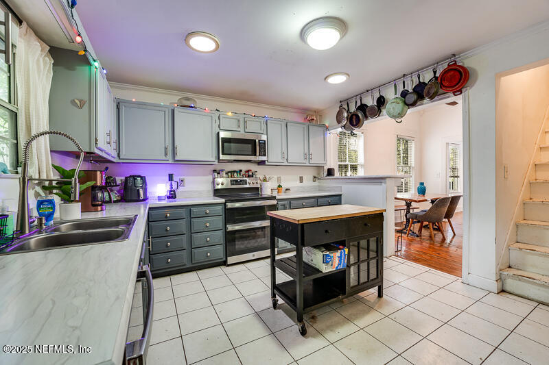 3675 Valencia Road Jacksonville, FL 32205 - Photo 22 of 41 20250507 3675 Valencia Rd022SMALL