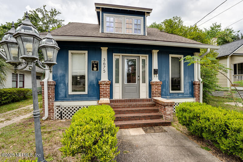 3675 Valencia Road Jacksonville, FL 32205 - Photo 5 of 41 20250507 3675 Valencia Rd005SMALL