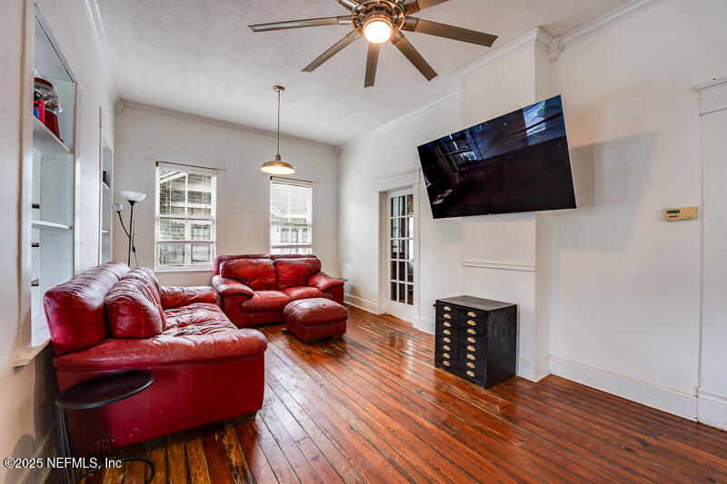 3675 Valencia Road Jacksonville, FL 32205 - Photo 10 of 41 20250507 3675 Valencia Rd010SMALL