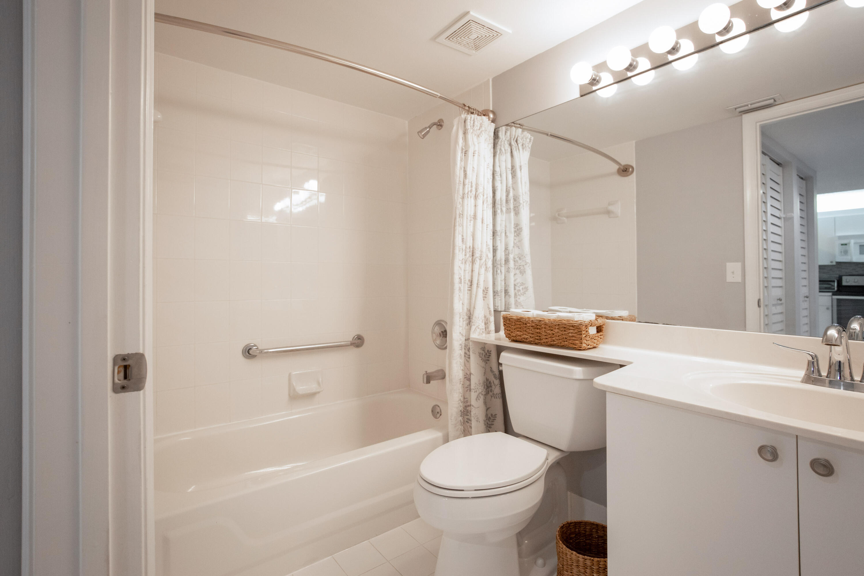 340 Northwest 67th Street, Unit 107F Boca Raton, FL 33487 - Photo 33 of 33 IF7A9998
