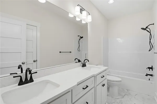 $439,900 | 405 Country Walk Circle, Brunswick, GA 31525