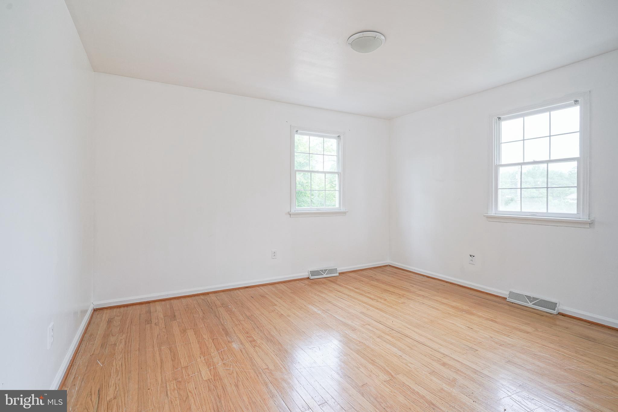 562 Hurffville - Cross Keys Road Sewell, NJ 08080 - Photo 25 of 35