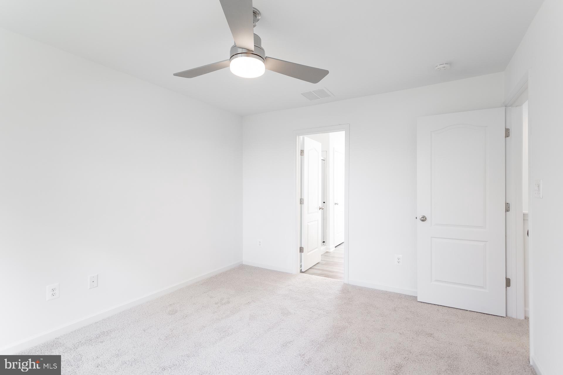 Tbb Michelle Way, Unit GLENSHAW Hanover, PA 17331 - Photo 16 of 39 an empty room with a fan