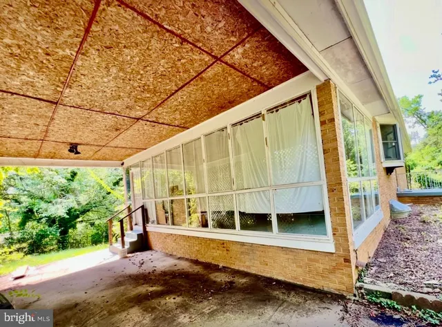 $440,000 | 5001 Bridgeport Drive, Suitland, MD 20746