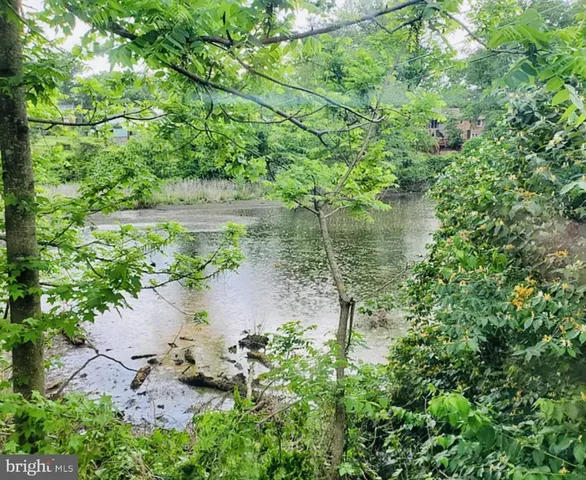 $440,000 | 5001 Bridgeport Drive, Suitland, MD 20746