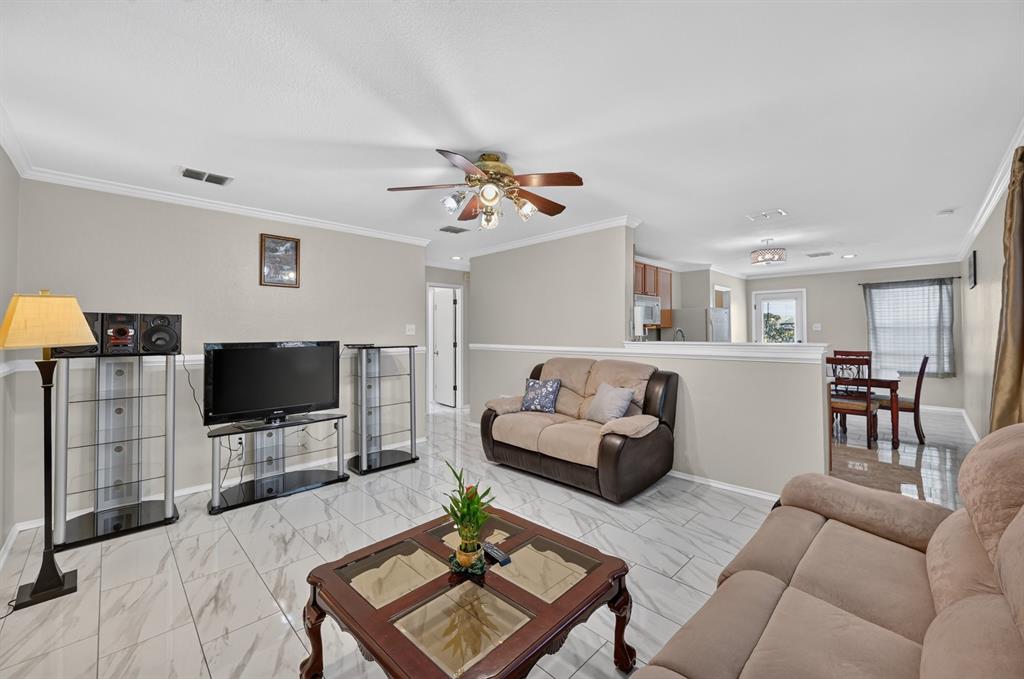 1509 Castle Ridge Road Fort Worth, TX 76140 - Photo 4 of 23 Gallery Image 4