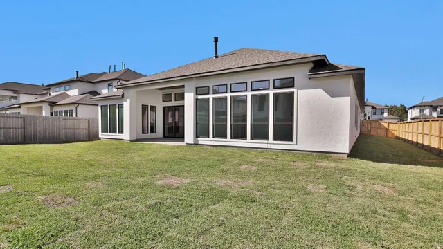 $749,900 | 8926 Pleasant Cove, Missouri City, TX 77459