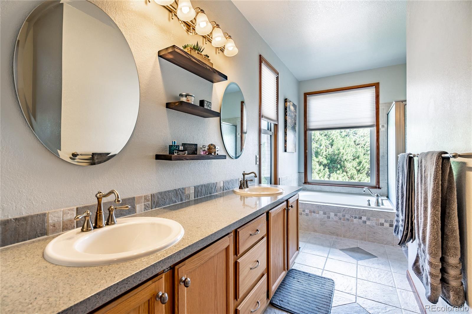 9174 Sugarstone Circle Highlands Ranch, CO 80130 - Photo 18 of 35