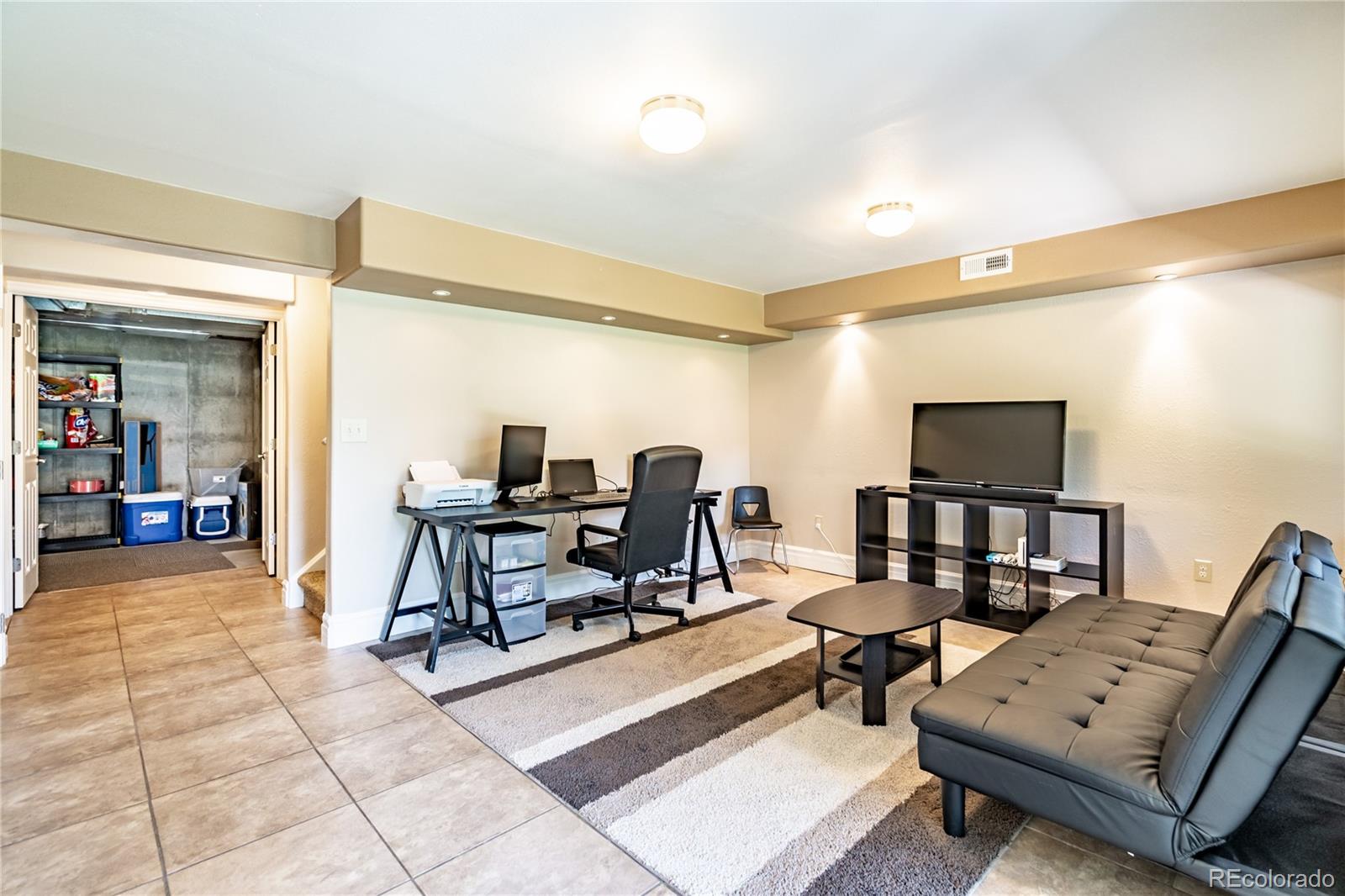 9174 Sugarstone Circle Highlands Ranch, CO 80130 - Photo 26 of 35