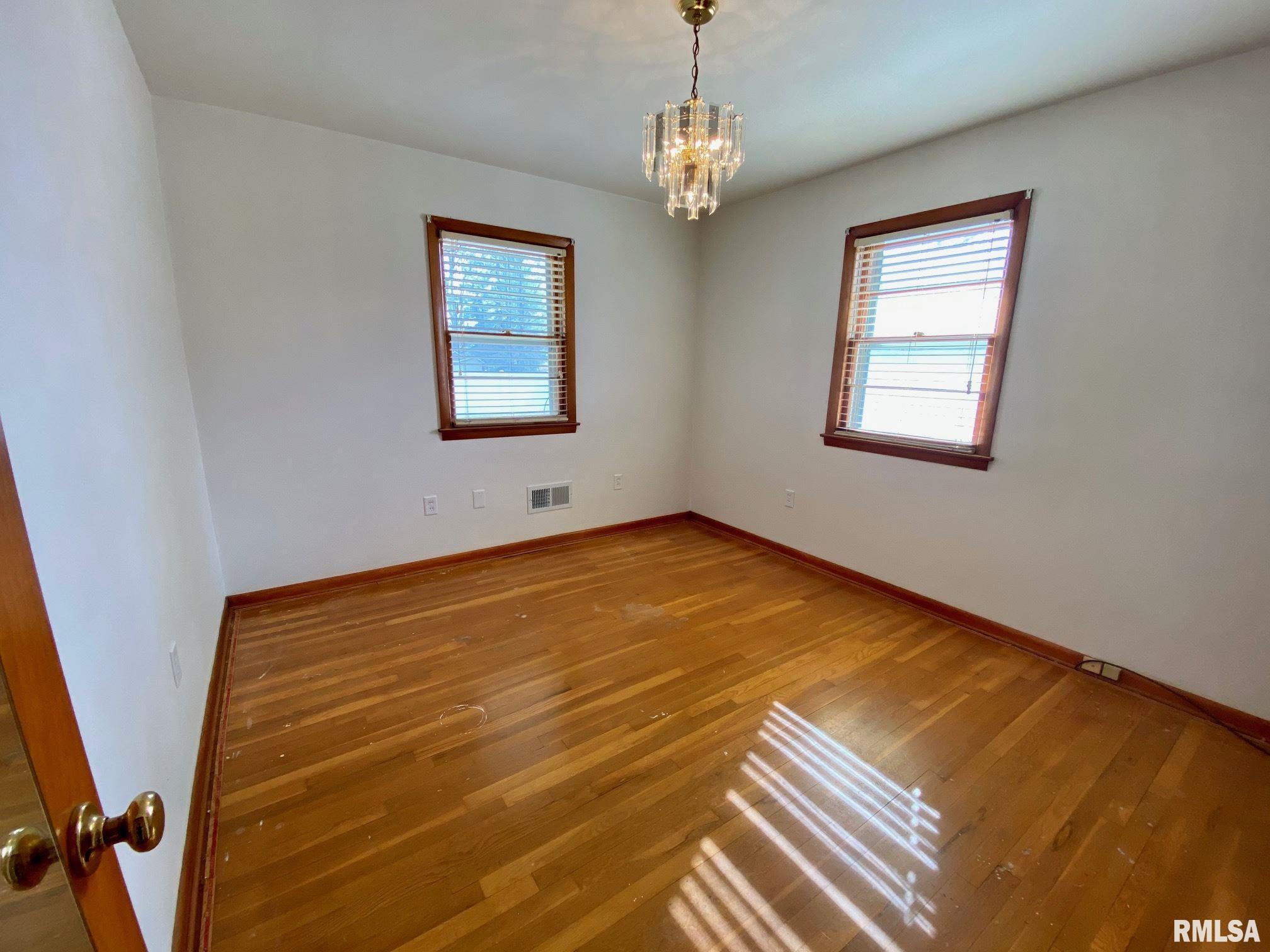 66 Rosaria Road Springfield, IL 62702 - Photo 14 of 34