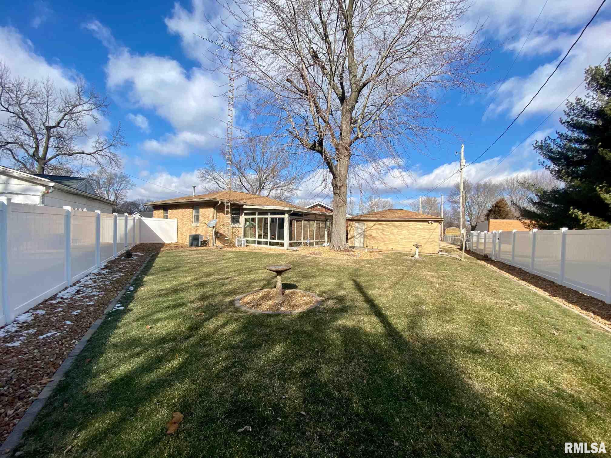 66 Rosaria Road Springfield, IL 62702 - Photo 31 of 34