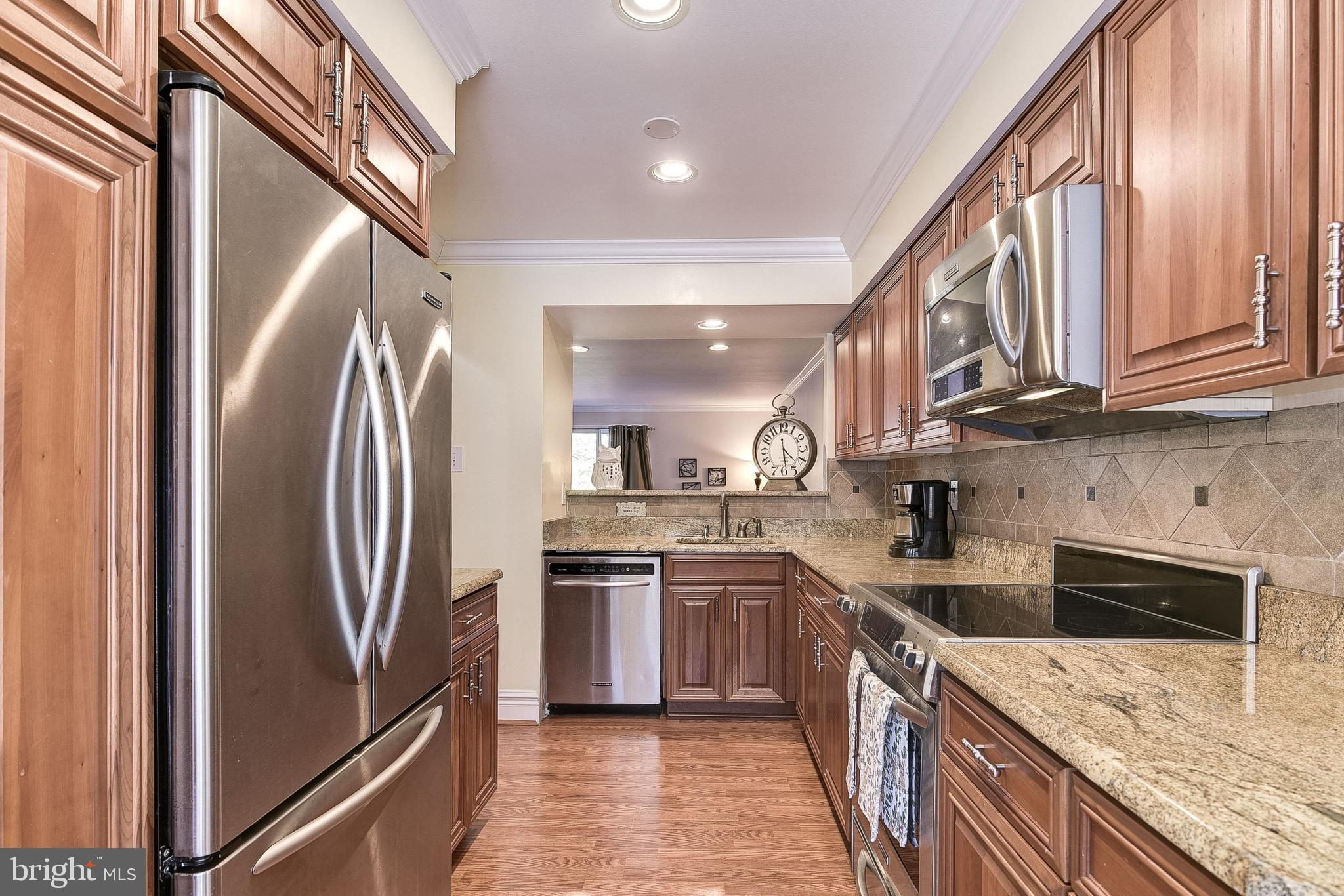 5041 Columbia Road Columbia, MD 21044 - Photo 13 of 48 Kitchen