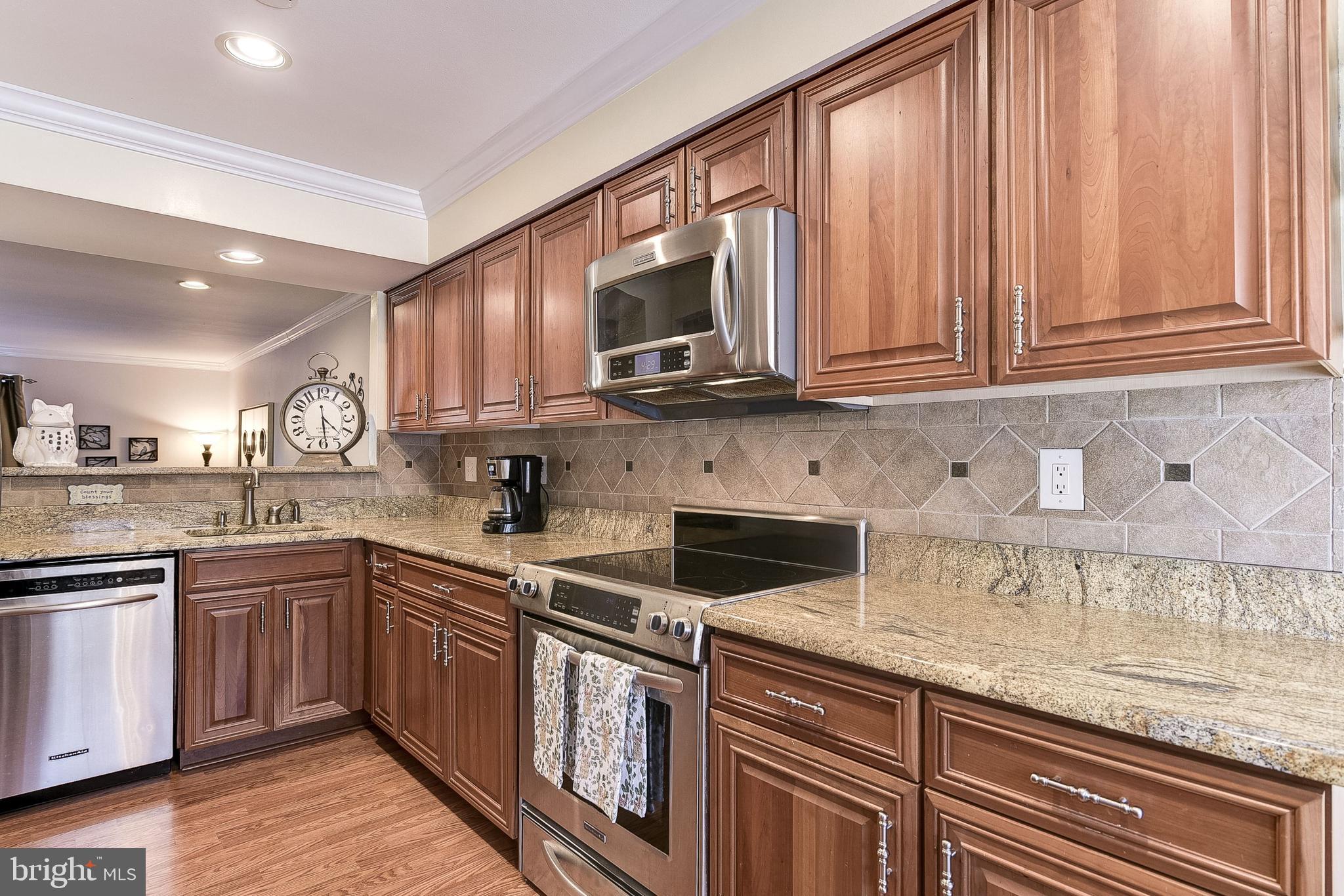 5041 Columbia Road Columbia, MD 21044 - Photo 14 of 48 Kitchen