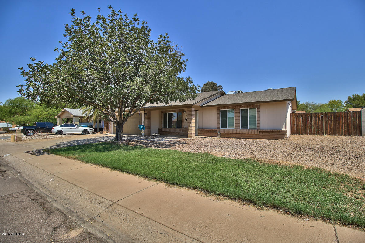 4830 West Phelps Road Glendale, AZ 85306 - Photo 3 of 28 4830-W-Phelps-Rd-12