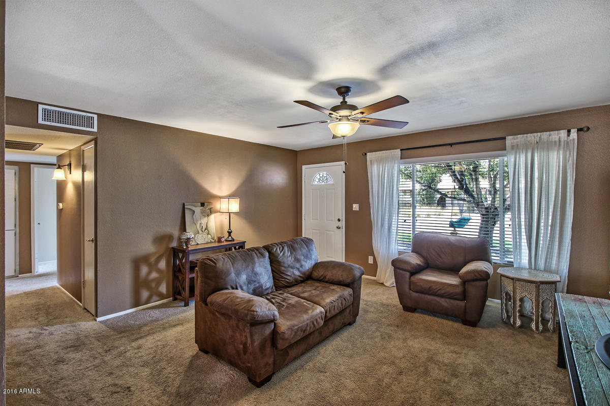 4830 West Phelps Road Glendale, AZ 85306 - Photo 6 of 28 4830-W-Phelps-Rd-15