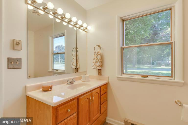 1029 St Michaels Road Mount Airy, MD 21771 - Photo 12 of 30 Bath (Master)