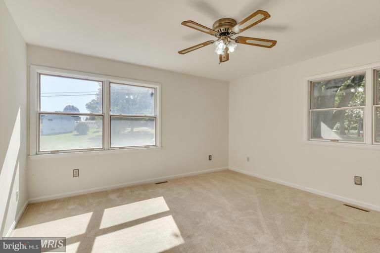 1029 St Michaels Road Mount Airy, MD 21771 - Photo 15 of 30 Bedroom 3