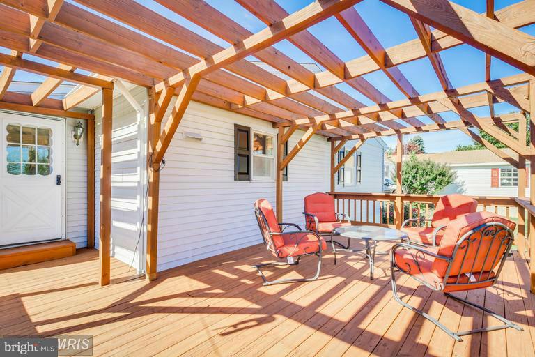 1029 St Michaels Road Mount Airy, MD 21771 - Photo 22 of 30 Deck
