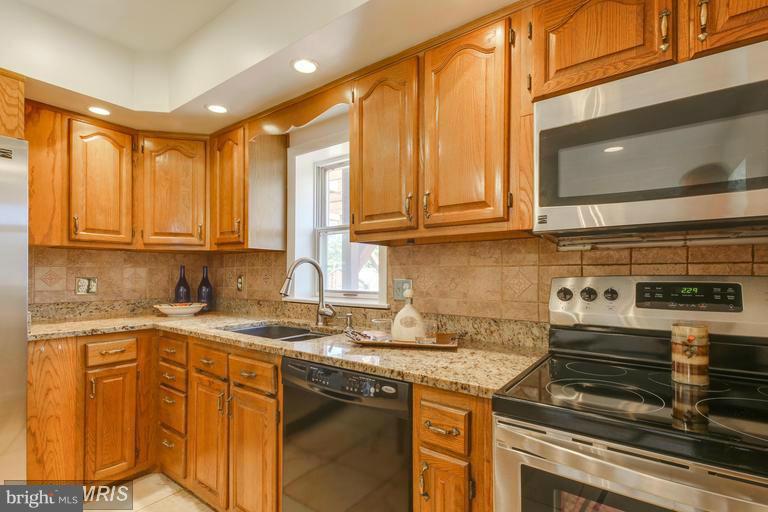 1029 St Michaels Road Mount Airy, MD 21771 - Photo 5 of 30 Kitchen