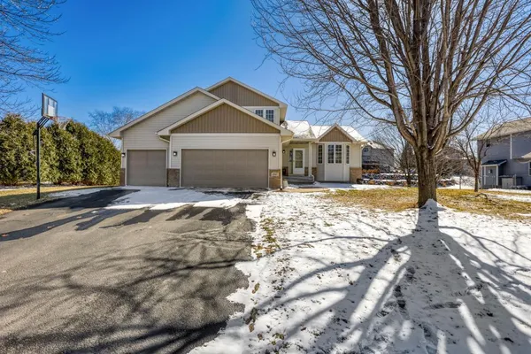 $470,000 | 23627 133rd Avenue North, Rogers, MN 55374