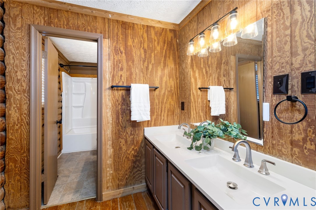 400 Windrift Road North Chesterfield, VA 23236 - Photo 16 of 29 Gallery Image 16