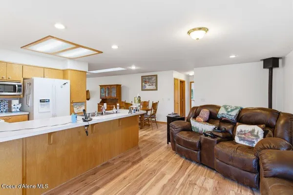 $845,000 | 5687 North 15th Street, Dalton Gardens, ID 83815