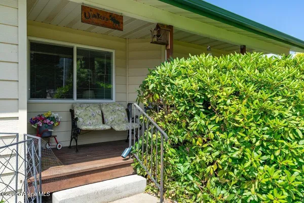 $845,000 | 5687 North 15th Street, Dalton Gardens, ID 83815