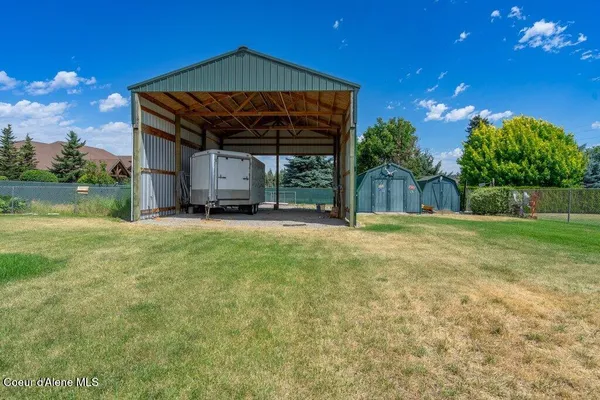 $845,000 | 5687 North 15th Street, Dalton Gardens, ID 83815