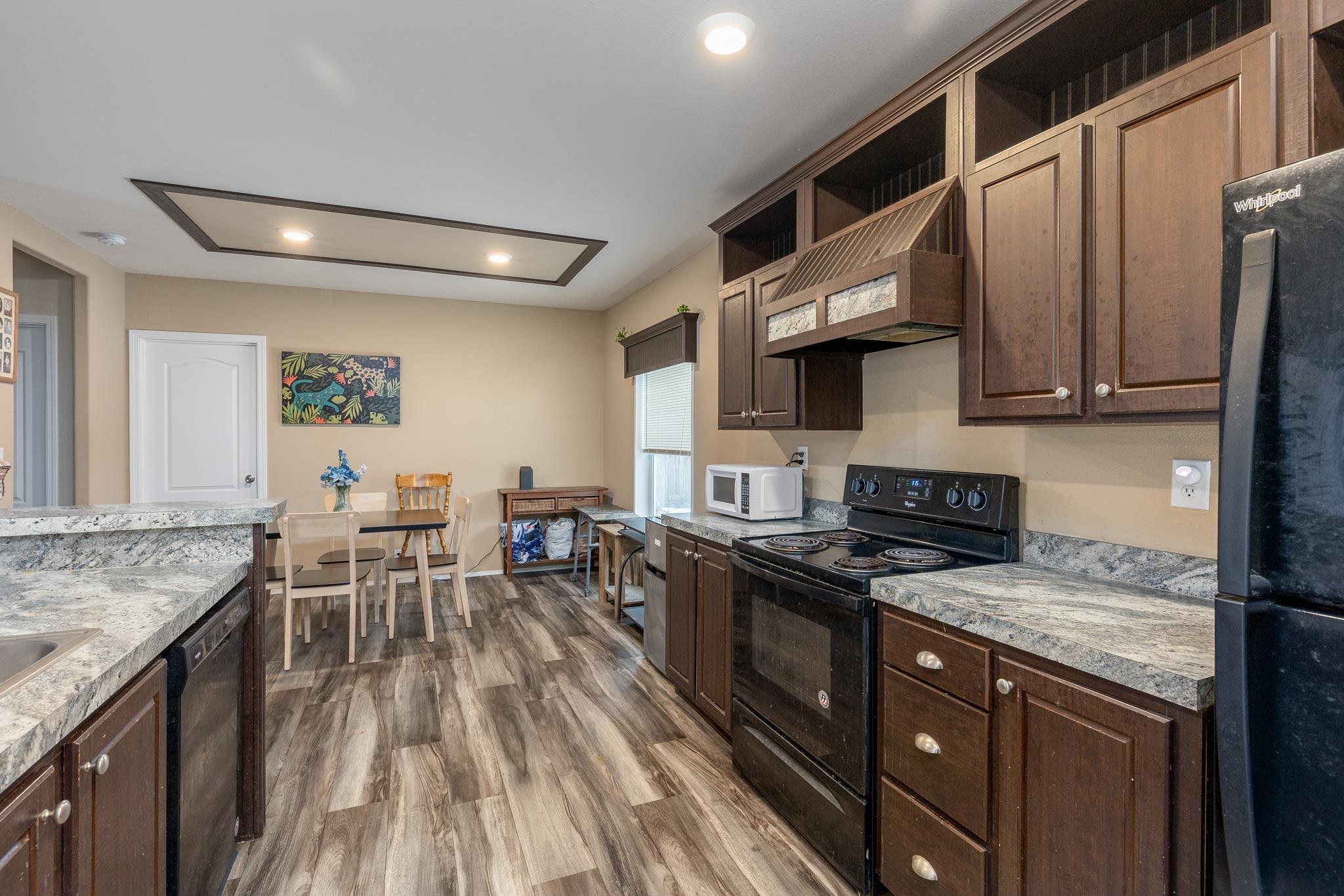 2629 East Center Road Mead, WA 99021 - Photo 14 of 32
