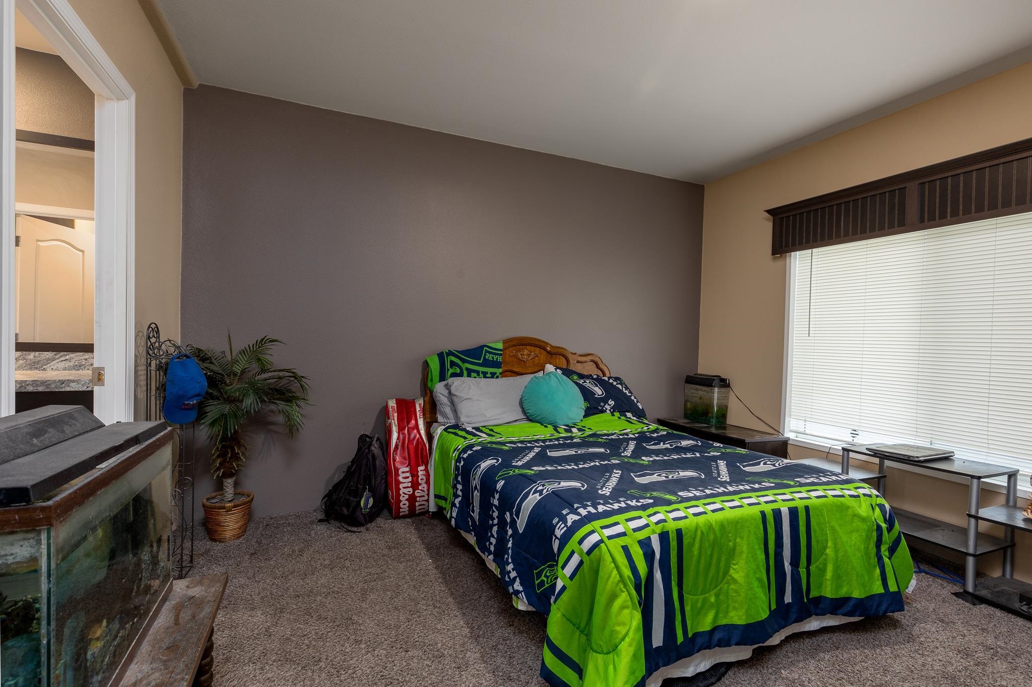 2629 East Center Road Mead, WA 99021 - Photo 17 of 32