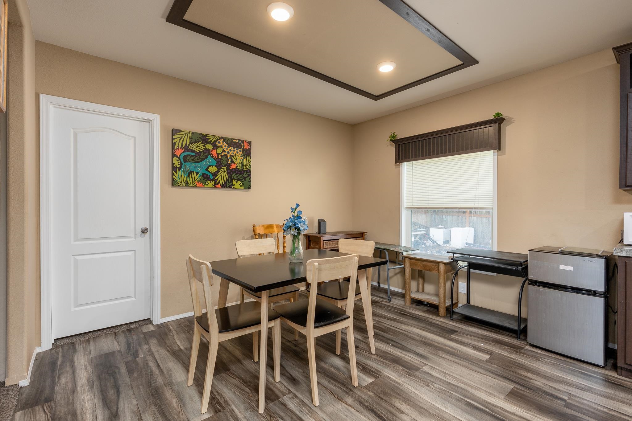 2629 East Center Road Mead, WA 99021 - Photo 8 of 32