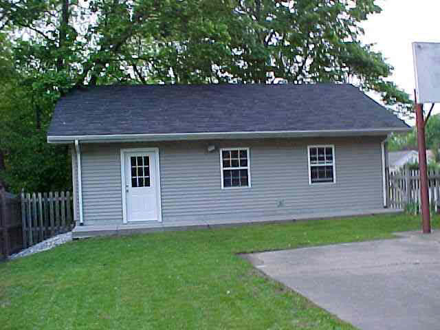 1325 McDowell Road Vincennes, IN 47591 - Photo 3 of 9 Gallery Image 3