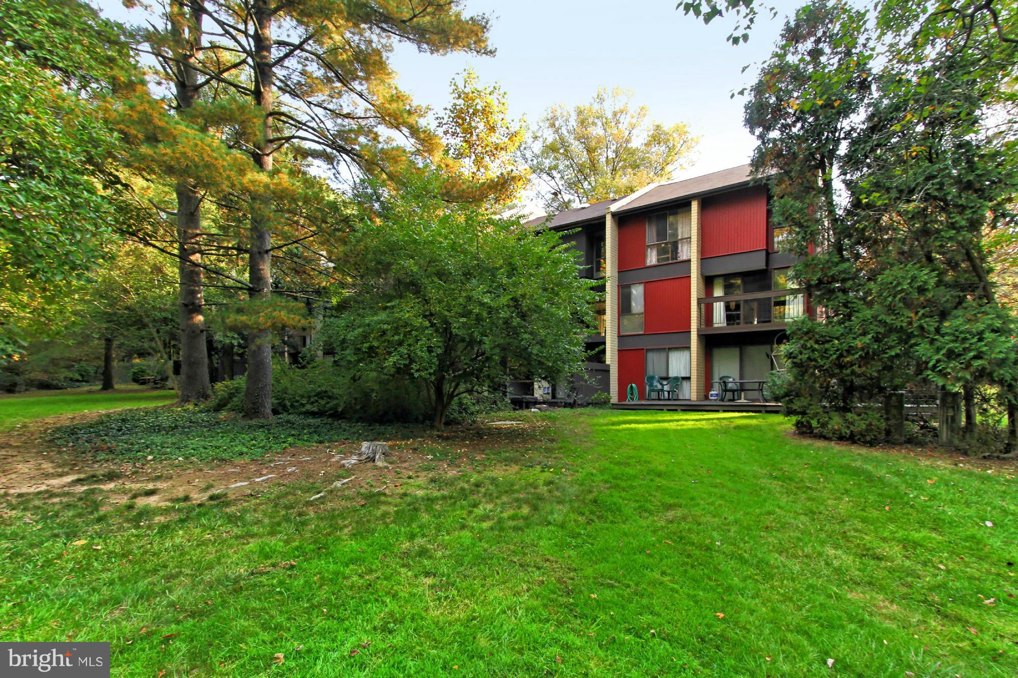 11177 Saffold Way Reston, VA 20190 - Photo 30 of 30 Exterior (Rear)