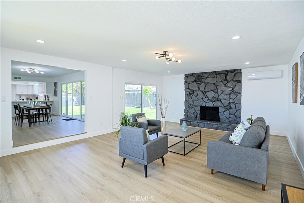 2102 Mignon Way Placentia, CA 92870 - Photo 14 of 40