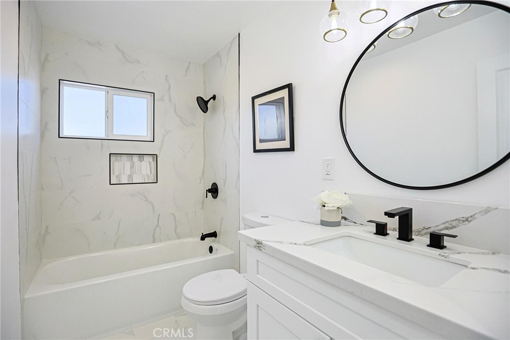 2102 Mignon Way Placentia, CA 92870 - Photo 23 of 40
