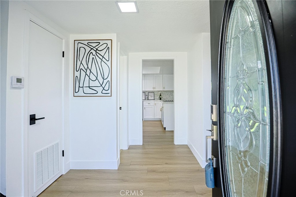 2102 Mignon Way Placentia, CA 92870 - Photo 4 of 40