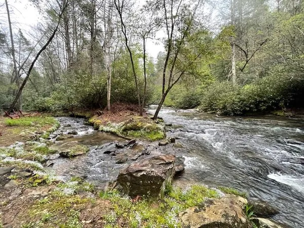 $437,900 | 331 Vineyard Creek Way, Murphy, NC 28906