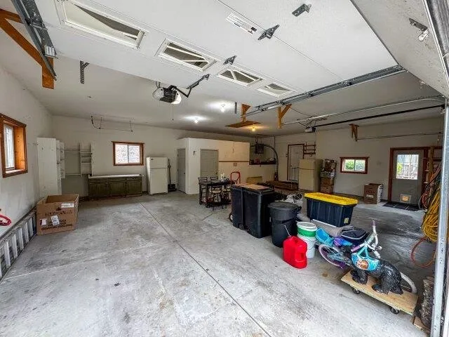 $447,000 | N9960 Meadowlark Lane, Crivitz, WI 54114